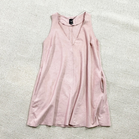 Windsor Pink Suede V Neck Dress w pockets on side - Picture 4 of 7
